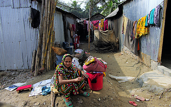 Bangladesch-Dhaka-Slumbewohnerin