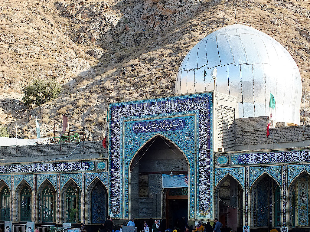 Heiligtum-Khwaja-Morad-im-Iran