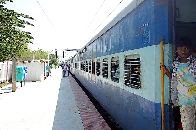 Mit dem Zug nach Madurai in Suedindien