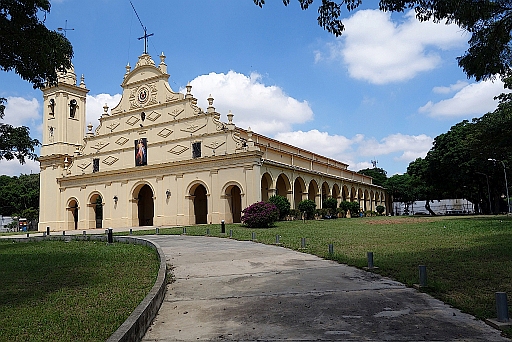 Asuncion-Iglesia-de-la-Trinidad-Paraguay