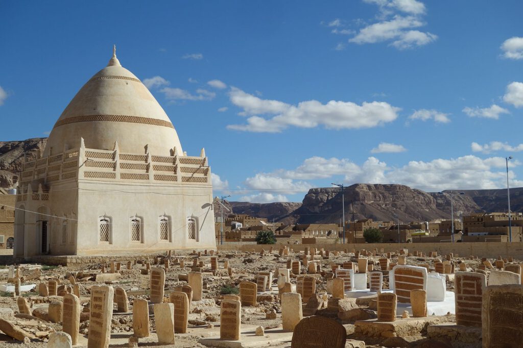 Sufi-Friedhof in Einat im Jemen