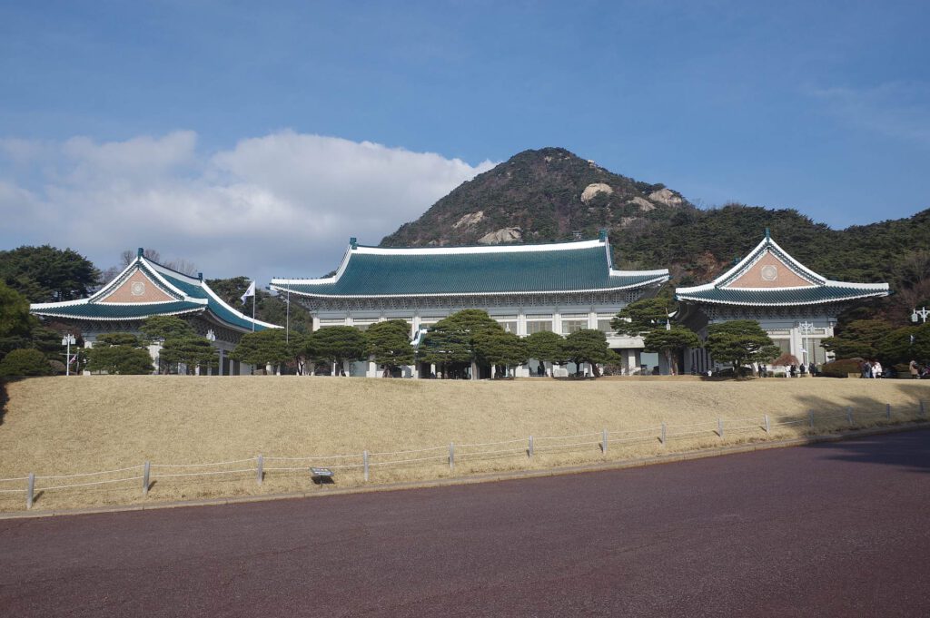 Das Blaue Haus, die offizielle Residenz des südkoreanischen Präsidenten. 
