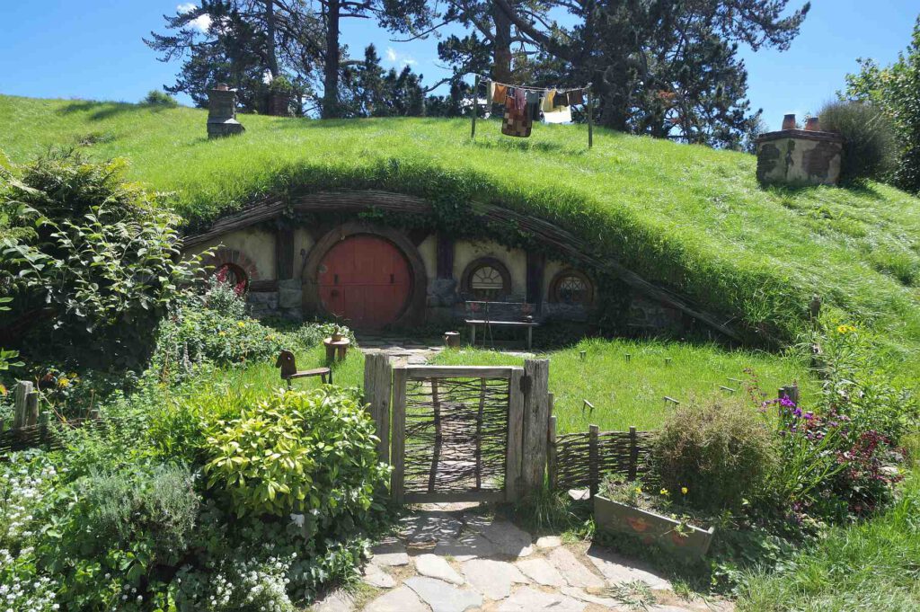 Hobbithöhle in Neuseeland
