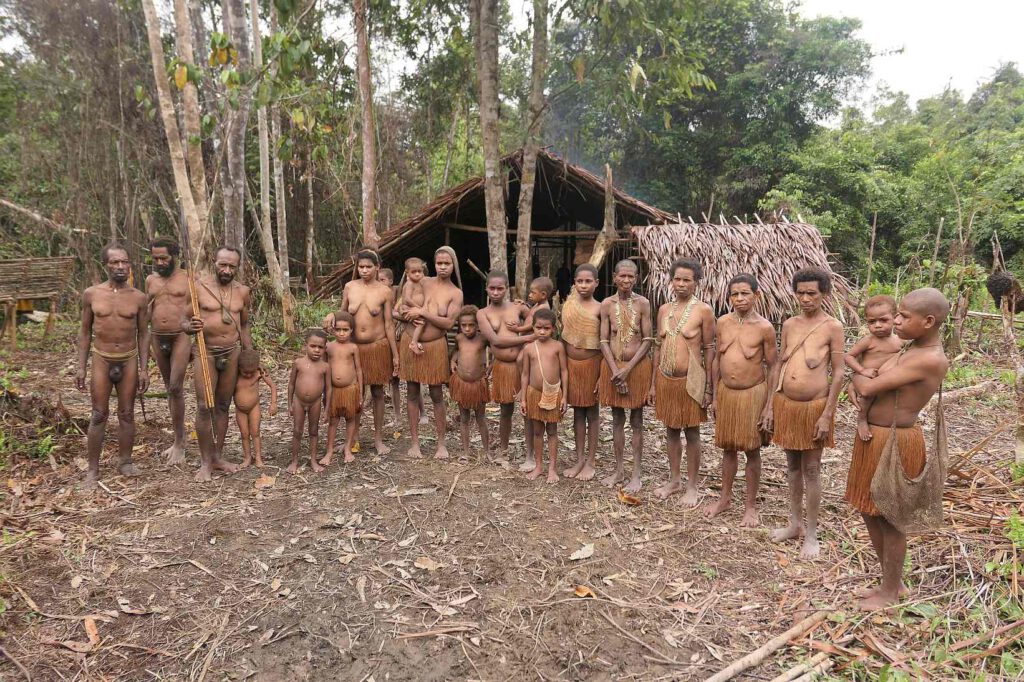  Korowai, West-Papua, Indonesien