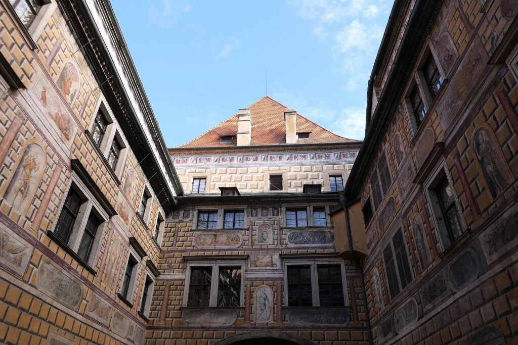 Palastgebäude im Schloss Krumaua in Tschechien