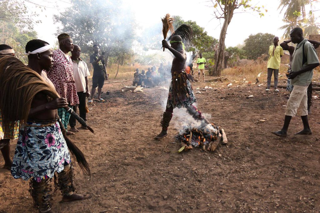 Feuertanz der Bassar in Togo