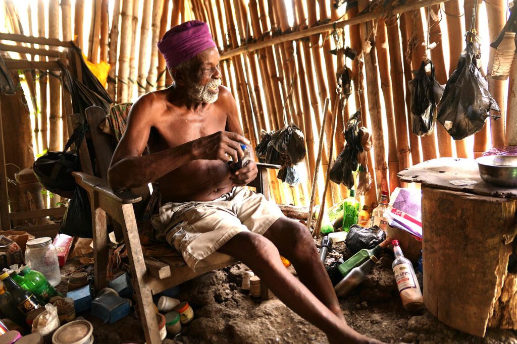 Zu Gast bei einem traditionellen Heiler in Benin