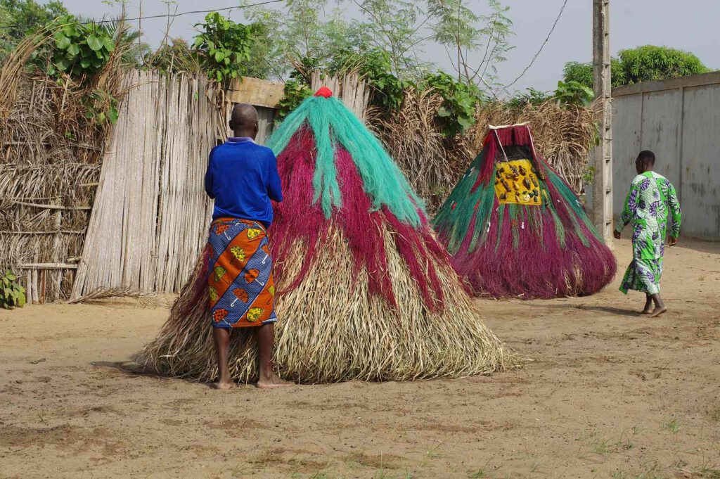 Zangbeto-Tanz in Benin