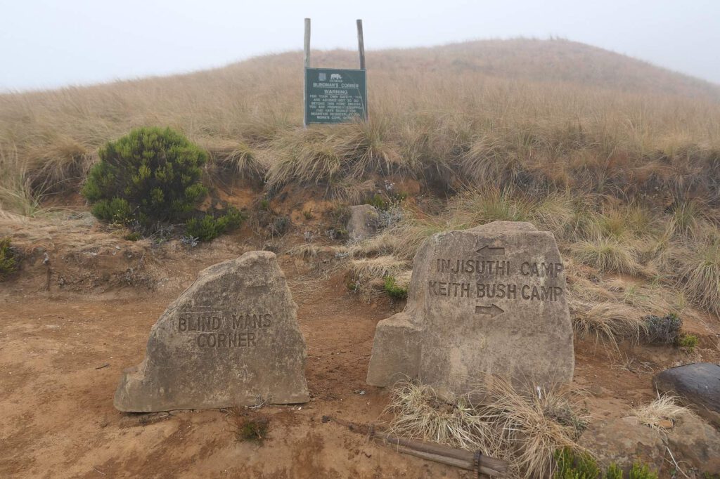 Wegkreuzung Blindman's Corner, Drakensberge