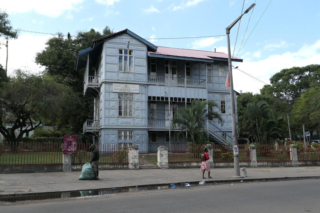 Eisenhaus in Maputo