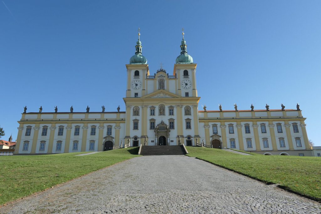 Basilika Mariä Heimsuchung, Olmütz, Maehren