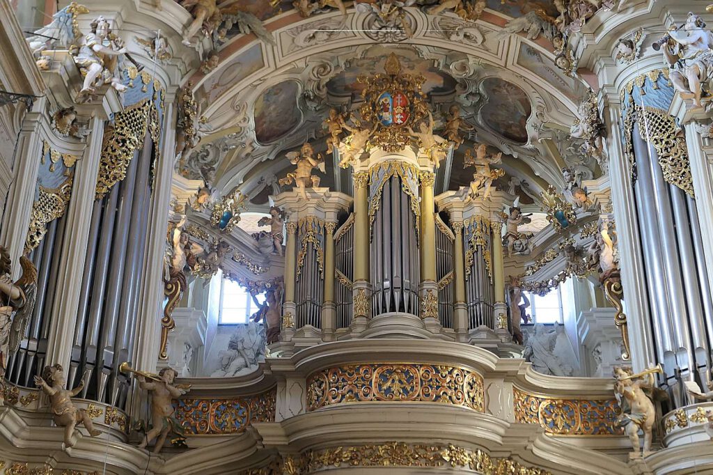 Orgel in der Basilika Mariä Heimsuchung, Olmütz, Maehren