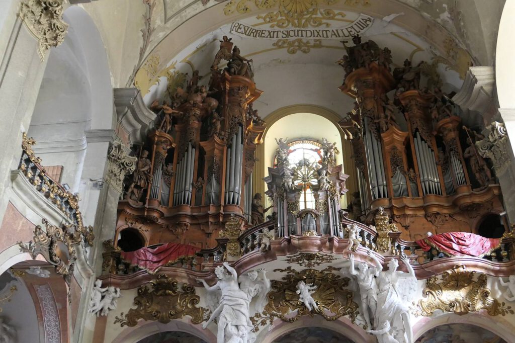 Orgel in der Kirche Maria Schnee in Olmütz, Maehren
