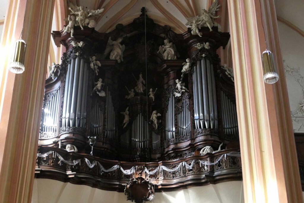 Die größte Orgel Tschechiens in der St.-Mauritius-Kirche in Olmütz in Maehren