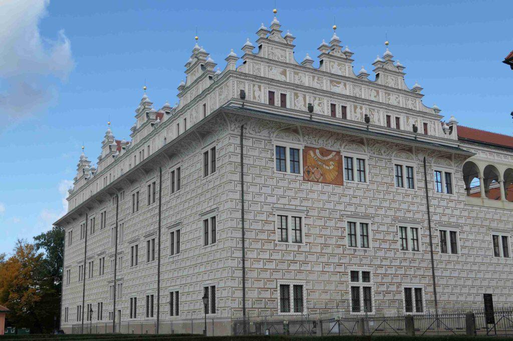 Sgraffito-Fassade am Schloss Leitomischl, Maehren