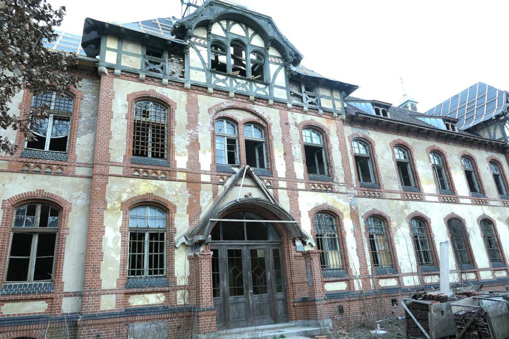 Frauenpavillon in Beelitz-Heilstätten in Brandenburg