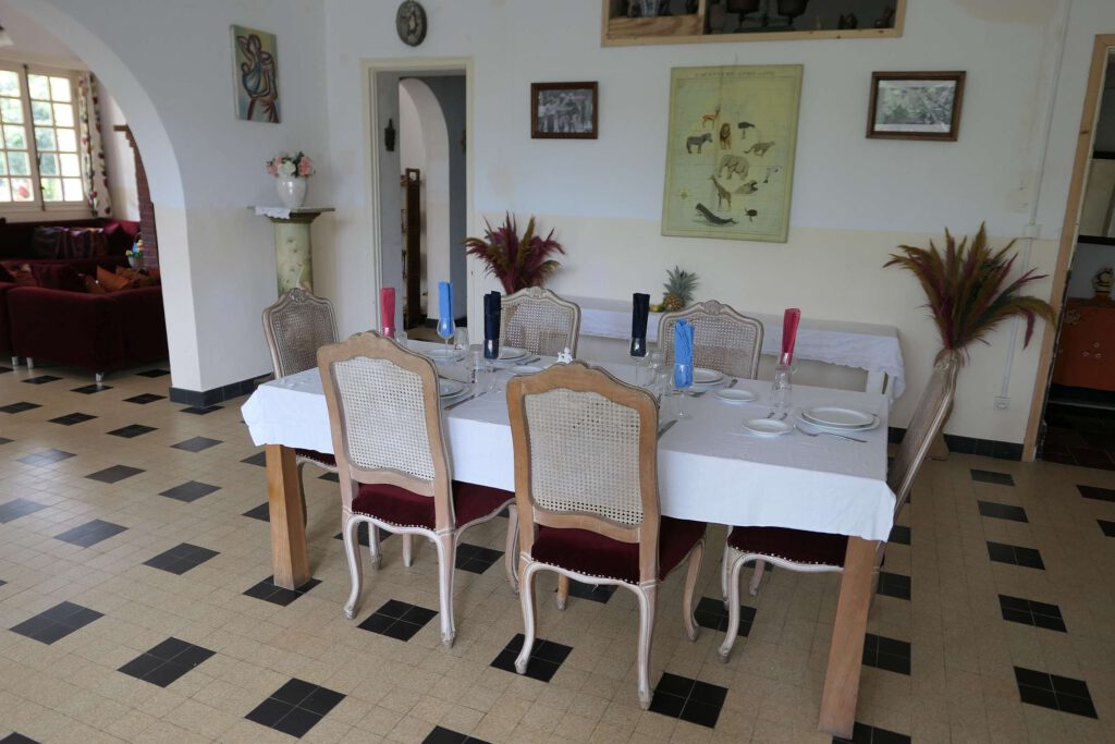 Herrenhaus in Dimonika in der Republik Kongo