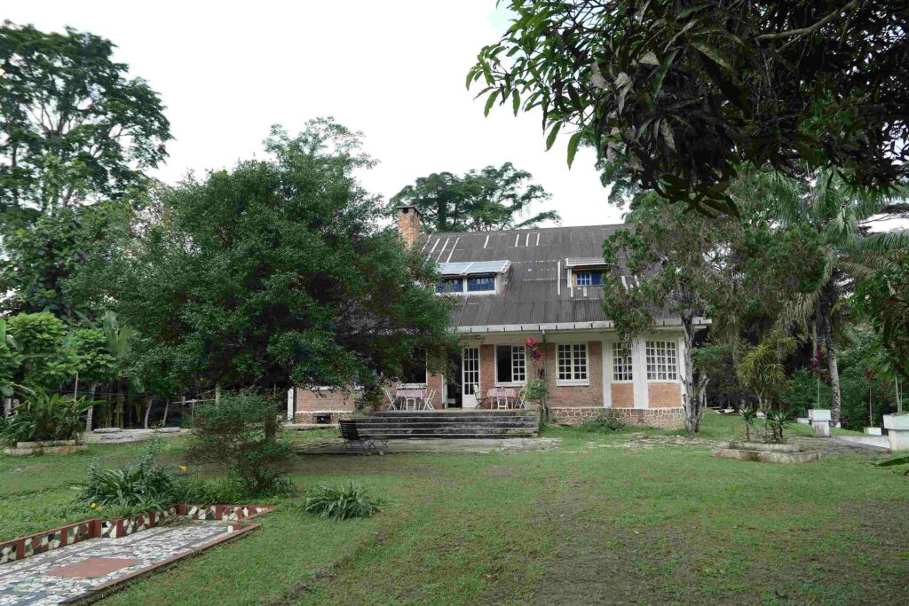 Herrenhaus in Dimonika in der Republik Kongo