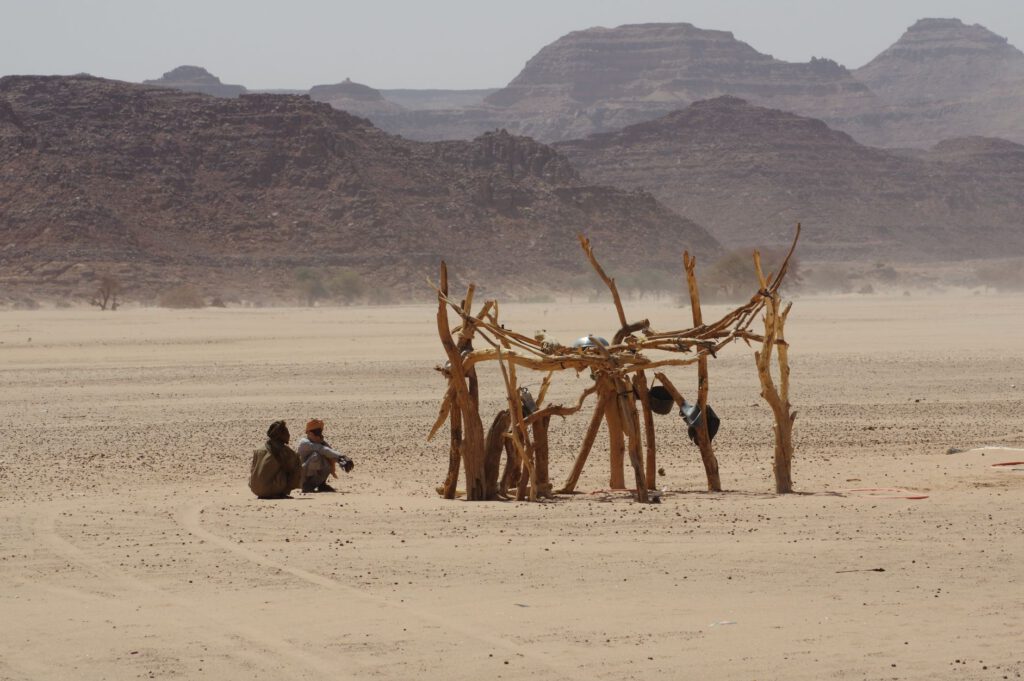 Nomaden an einer Wasserstelle im Tschad