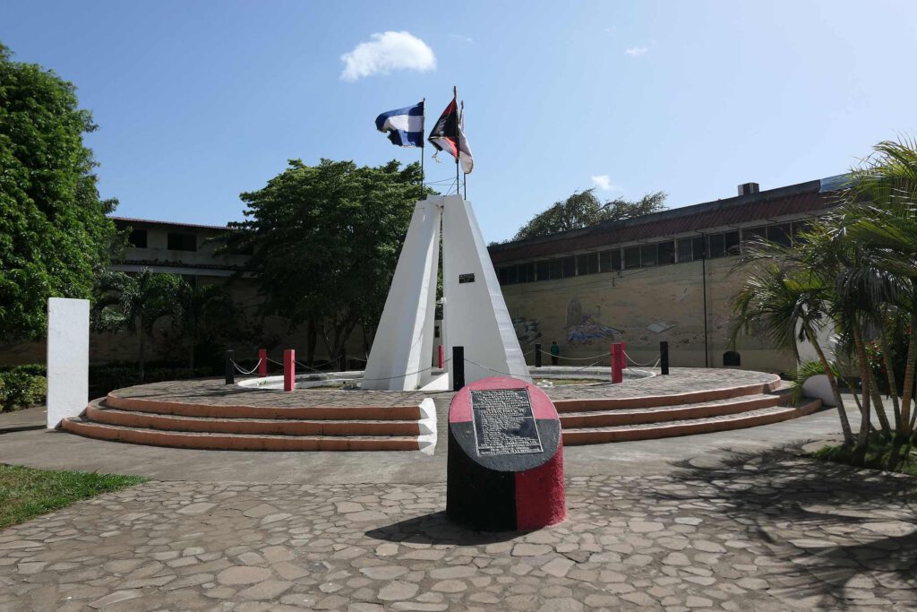 Mausoleum der Helden und Märtyrer in Leon in Nicaragua