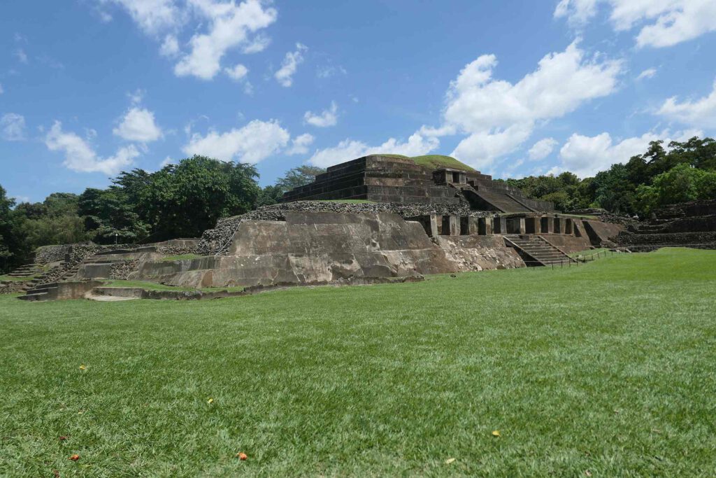 Maya-Ruine Tazumal in El-Salvador